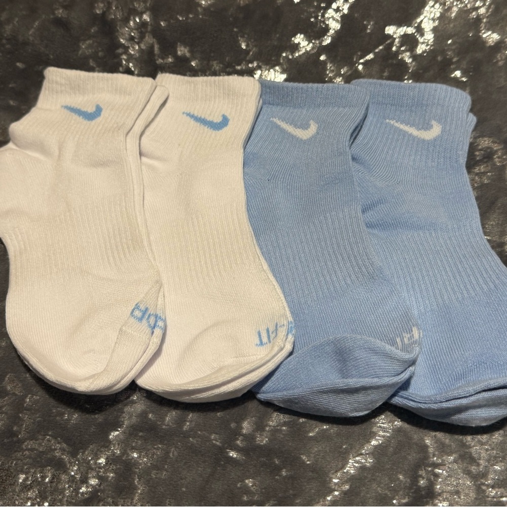 New Nike Socks Size Medium